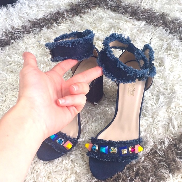 Catherine Malandrino Jean Fringe Block Heel In 7 - Picture 3 of 8